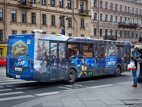 ФК «Зенит» на улицах Петербурга — Transit media group