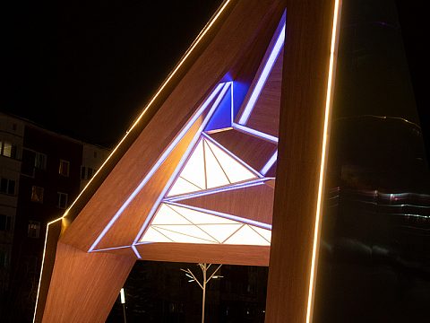 Фото 4 работы «Входная группа Айсберг г.Новый Уренгой»