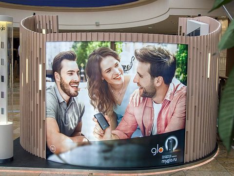 Фото 3 работы «Рекламные промо-стенды «GLO»»