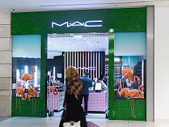 Оформление витрины для MAC — фото 4, изготовитель ActiveDesign