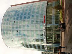 Комплекс вывесок для гостиницы Marriott — фото 3, изготовитель Неон Сити