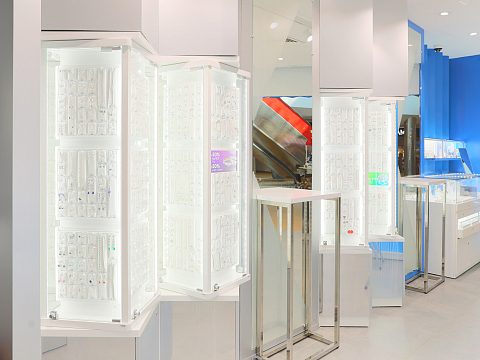Фото 7 работы «Комплексное оформление торгового пространства для сети ювелирных магазинов SOKOLOV»