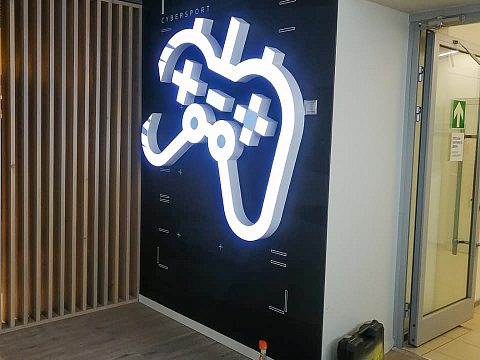 Фото 3 работы «Оформление офиса X5 Retail Group»