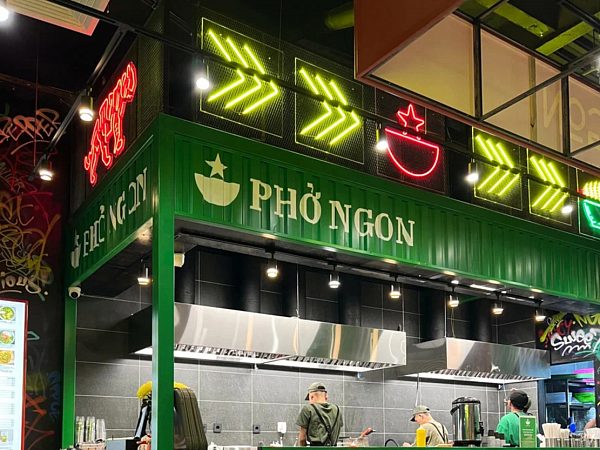 Комплексное рекламное оформление для сети кафе вьетнамской кухни «PHO NGON» — Лавка наружной рекламы