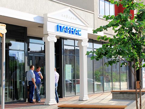 Фото 2 работы «Входная группа для таверны "Парнас"»