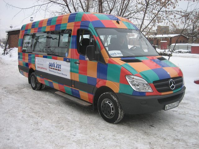 Брендирование автомобиля для сети отелей"Park in", изготовитель BRANDCAR