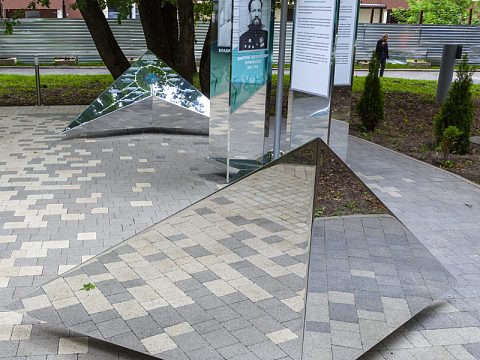 Фото 7 работы «Мемориал к  110-летию Ставропольской краевой клинической больницы.»