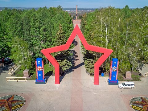 Фото 6 работы «Оформление города Уфа к празднованию 75-летия Победы»