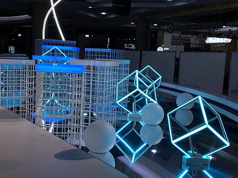 Фото 6 работы «Неоновые кубы "Киберпанк"»