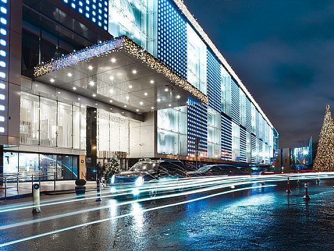 Изготовление динамического фасада для ТЦ "Времена года" — ActiveDesign