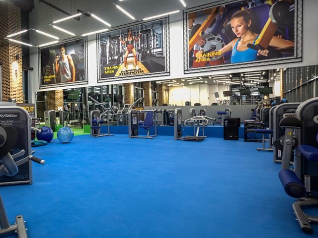 Спортивный клуб SPORTLIFE, изготовитель Студия СИНИЦА