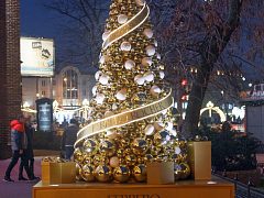 Новогоднее золото Ferrero Rocher