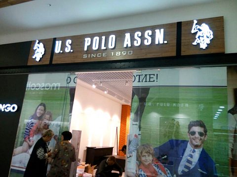 Фото 6 работы «Оформление магазинов "US Polo" в ТРЦ "Центрум" и ТРЦ "Меганом" г. Симферополь»