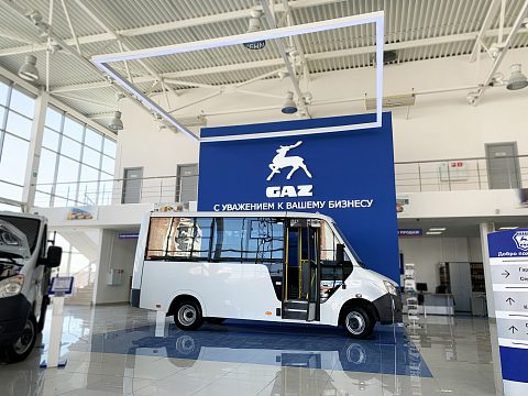 Фото 5 работы «Комплексный ребрендинг автосалона ГАЗ»