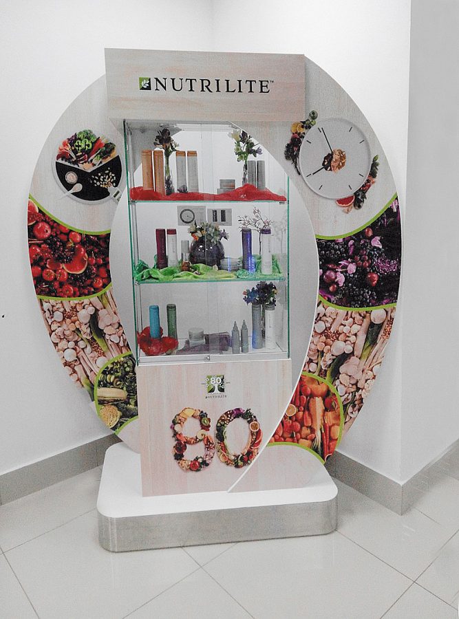 2-х сторонний стенд NUTRILITE, изготовитель ReSeM (Ресем)