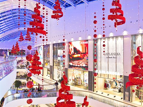 Фото 2 работы «Новогоднее оформление ТЦ Метрополис»