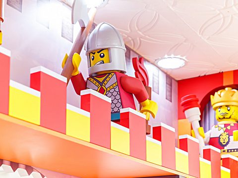 Фото 4 работы «Торговый зал "Детского мира" в стиле Lego Агроба»
