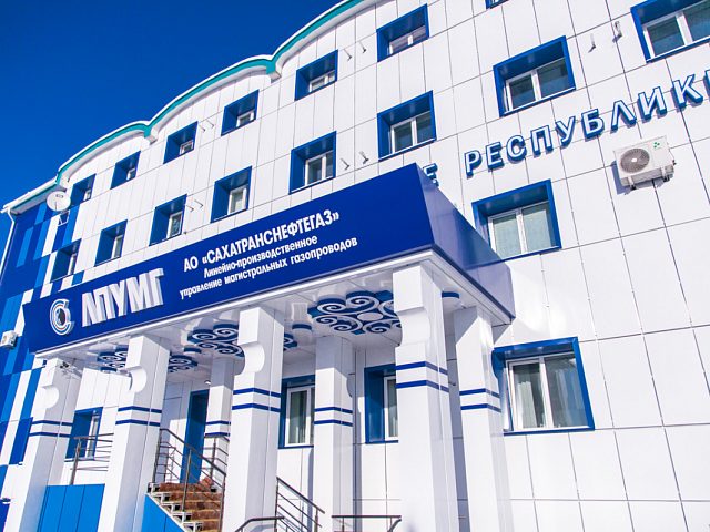 Фасадное оформление здания, изготовитель Ректайм