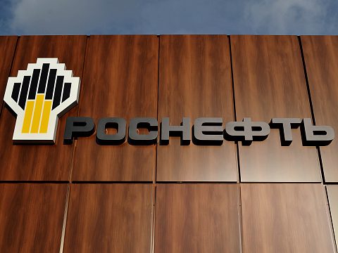 Фото 6 работы «Комплексное оформление станций сети АЗС «Роснефть» в новом стиле»