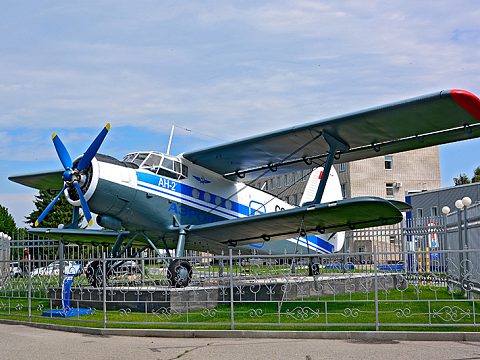 Реставрация и оформление самолета АН-2 — Рекламная группа Продвижение