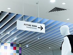 Оформление магазина UNIQLO в ТРЦ МЕГА Химки — фото 5, изготовитель ActiveDesign