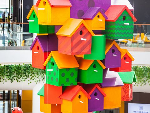 Фото 2 работы «Весенне-летнее оформление атриума ТРЦ Тюмень Сити Молл»