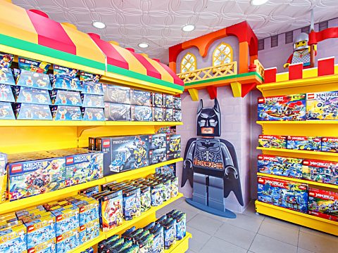 Фото 5 работы «Торговый зал "Детского мира" в стиле Lego Агроба»