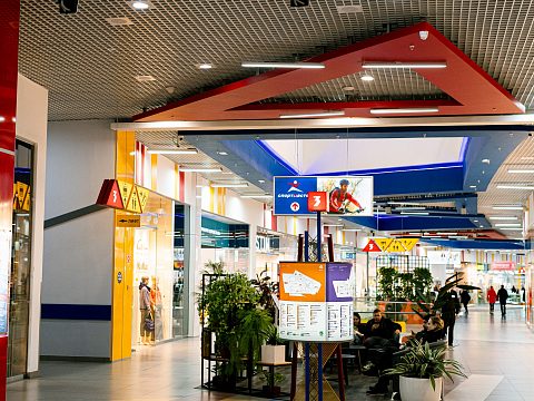 Фото 3 работы «Мурманск молл - ярче Полярной звезды»