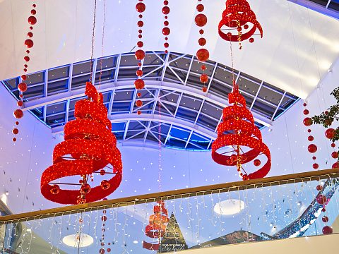 Фото 4 работы «Новогоднее оформление ТЦ Метрополис»