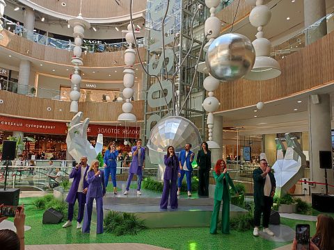 Фото 7 работы «Инсталяция в ТЦ «BROSKO MALL»»