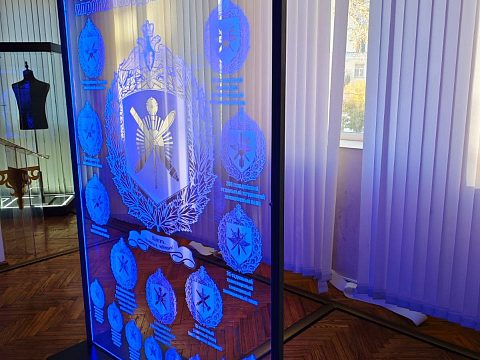 Фото 6 работы «Стенды для музея “11 гвардейской  Краснознаменной армии ВВС и ПВО “»