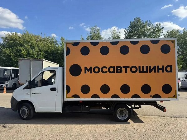 Брендирование шести ГАЗелей NEXT для Мосавтошины — Брендрайв