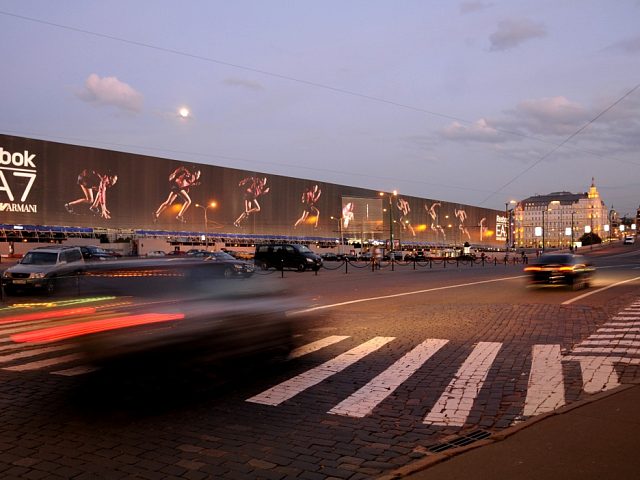 EA7/Reebok, сентябрь 2010, Москва, изготовитель Posterscope Russia