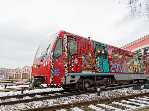 Тематический метропоезд "Путешествие в Рождество" — Мир рекламы-Принт