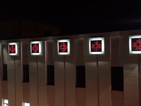 Фото 5 работы «Вывеска "Театр Кукол", г. Магадан»