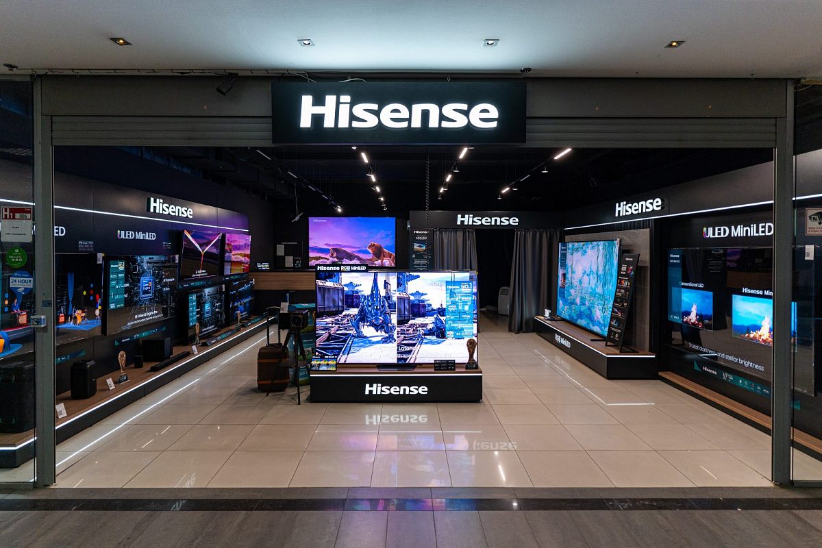 Комплексное оформление магазина Hisense