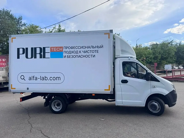 Полная оклейка будки ГАЗели NEXT для «Альфа-Лаб» и PURE TECH, изготовитель Брендрайв