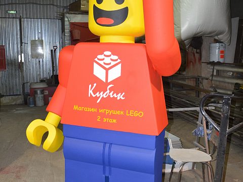 Фото 2 работы «LEGO Man»