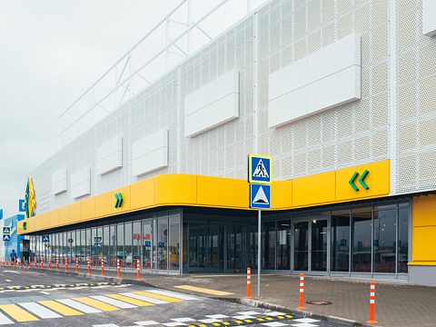 Фото 3 работы «Оформление фасада ТЦ “Пеликан”»