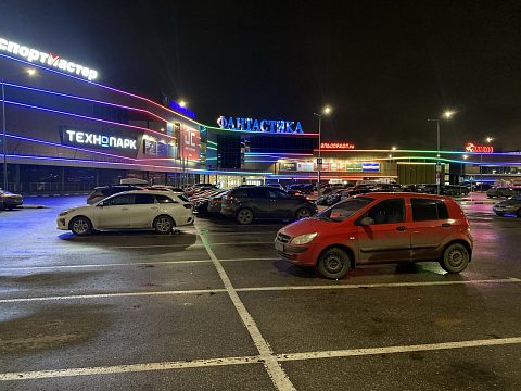 Фото 9 работы «Эксклюзивная архитектурная подсветка торгово-развлекательного центра "Фантастика"»