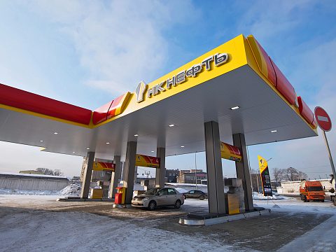 Фото 2 работы «Комплексное оформление АЗС "НК НЕФТЬ"»