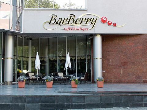 Фото 2 работы «Кафе "Bar Berry"»