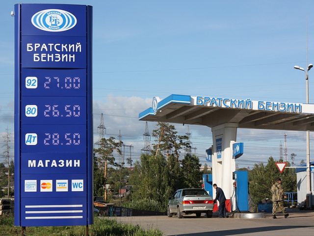 Информационный пилон АЗС, изготовитель мастерская рекламы ЛЕВША