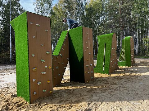 Фото 2 работы «Многофункциональный детский скалодром МАИ»