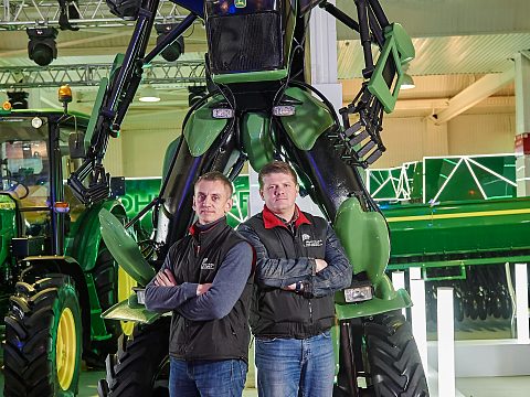 Фото 5 работы «Робот John Deere»