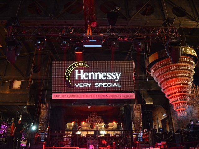 Hennessy, изготовитель ИНФИНИТИ