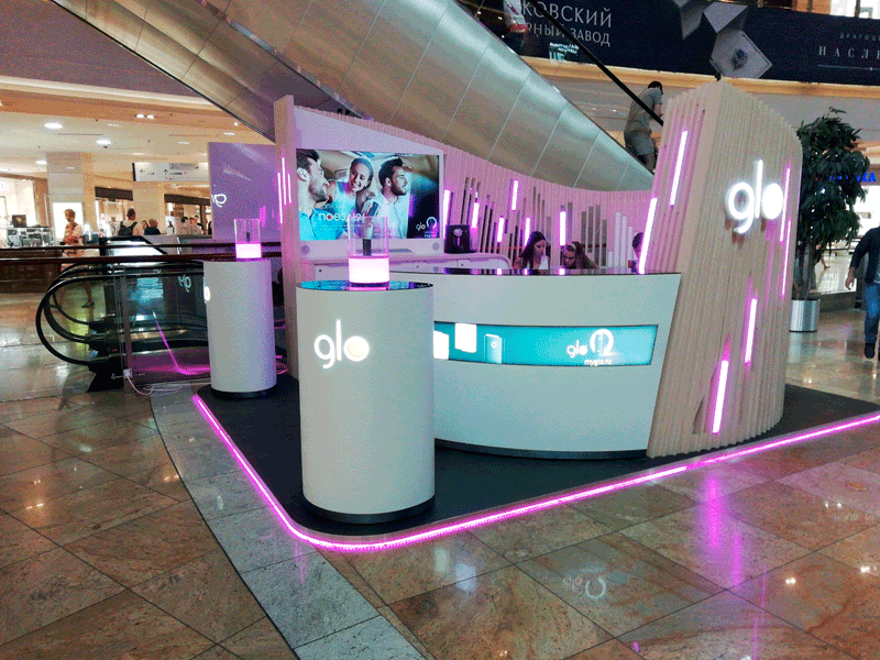 Рекламный промостенд GLO для компании BAT