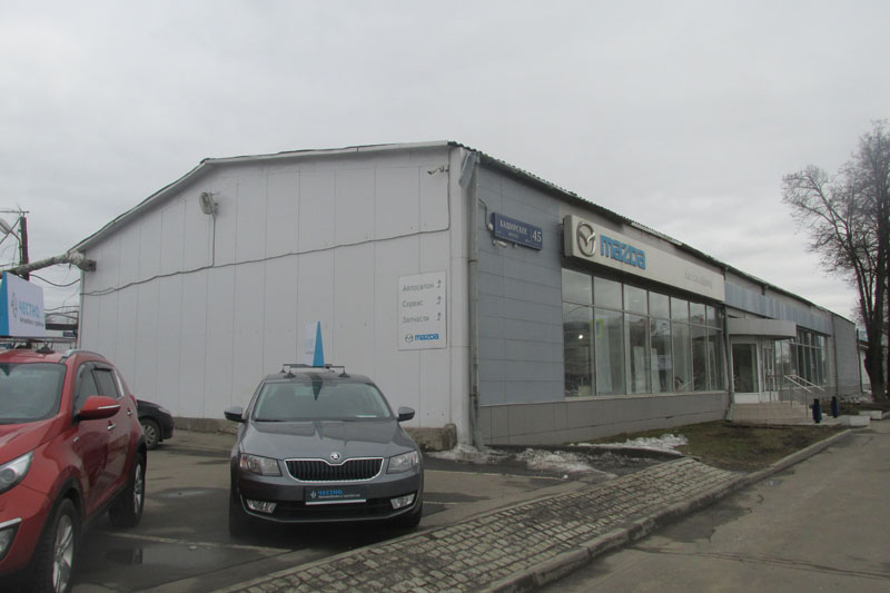 Крепкий орешек. Переоформление автосалона MAZDA в новом стиле.